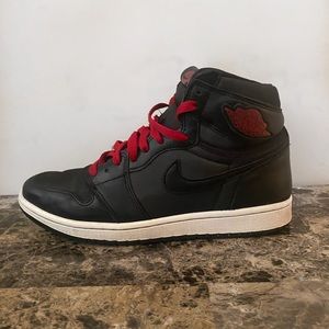 [SOLD] Air Jordan 1 Retro High OG "Black Satin" Size Mens 8// Womens 9.5